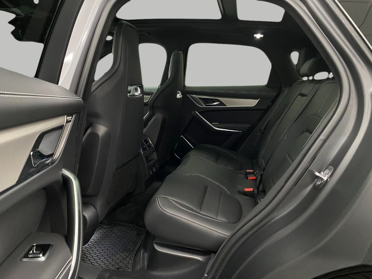 2026 Jaguar F-PACE R-Dynamic S P400 AWD