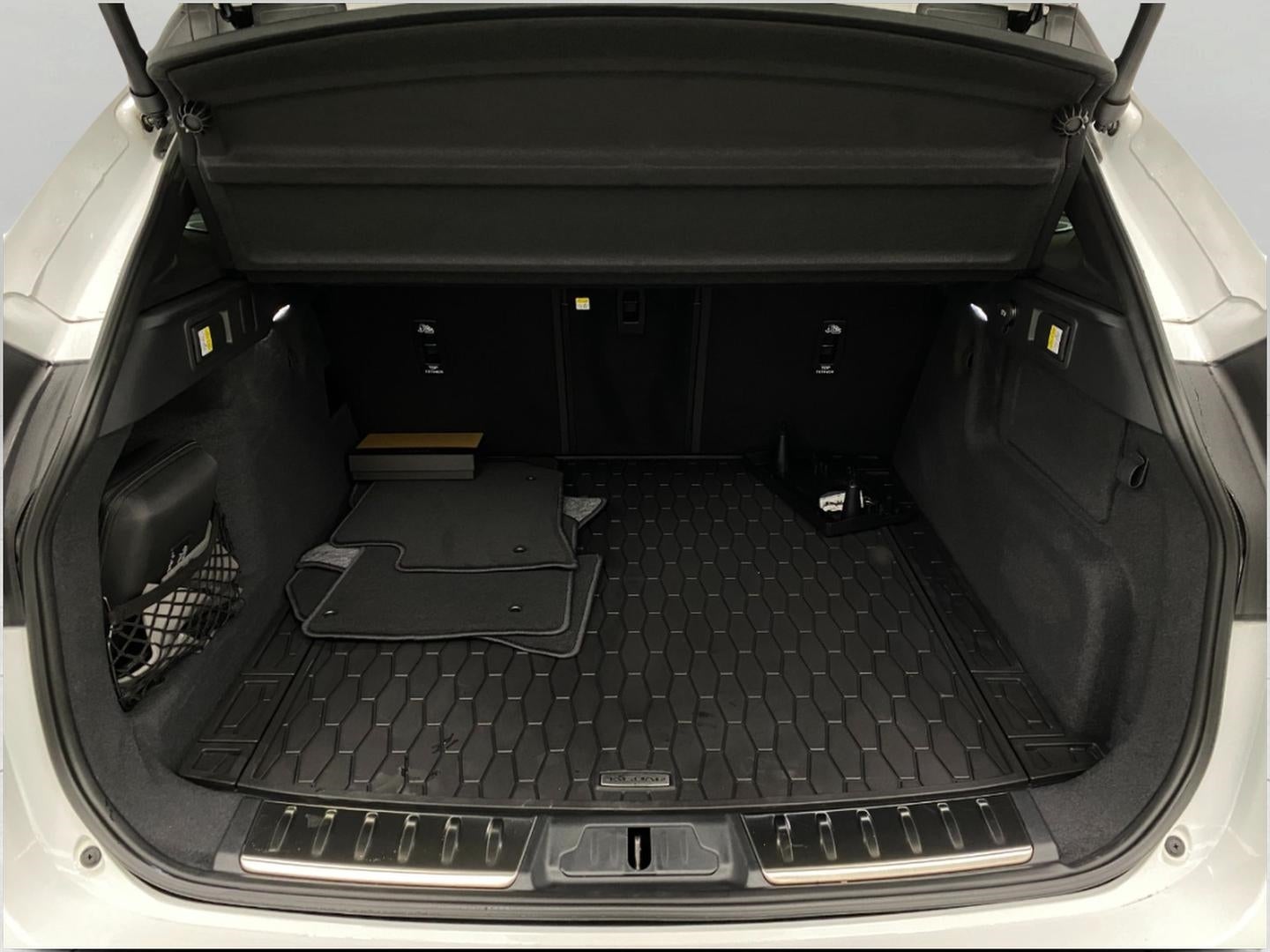 2026 Jaguar F-PACE R-Dynamic S P400 AWD