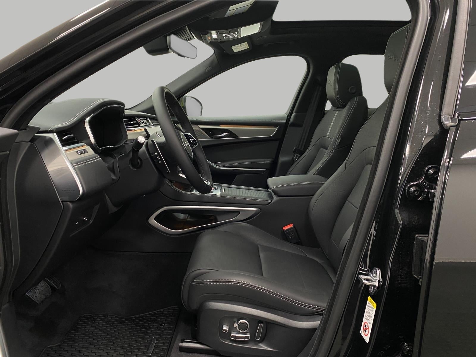 2026 Jaguar F-PACE R-Dynamic S P400 AWD