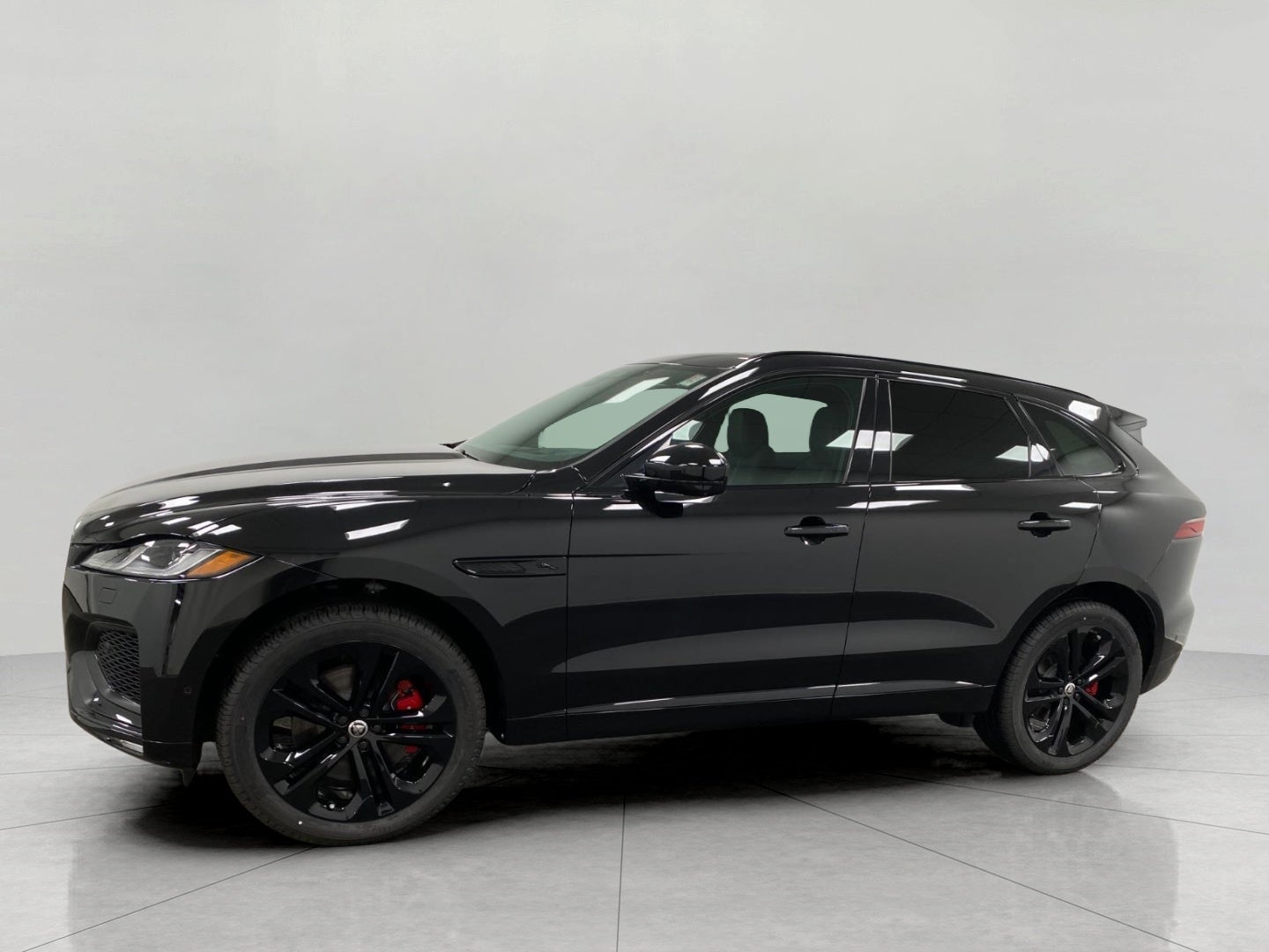 2026 Jaguar F-PACE R-Dynamic S P400 AWD