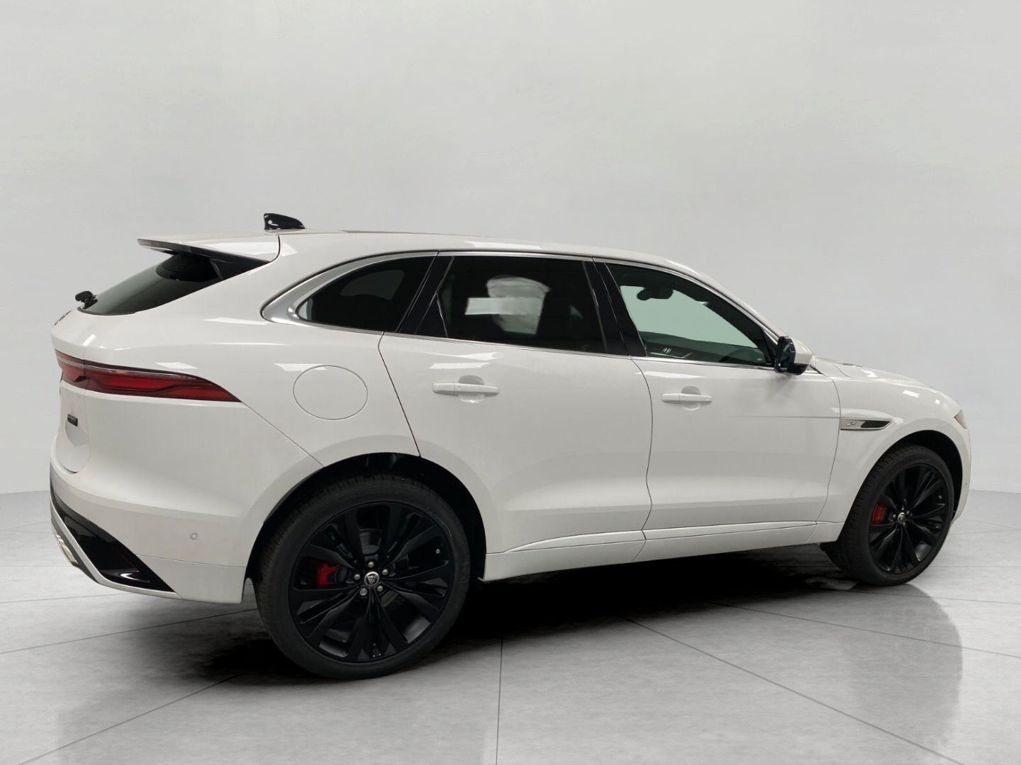 2026 Jaguar F-PACE R-Dynamic S P400 AWD