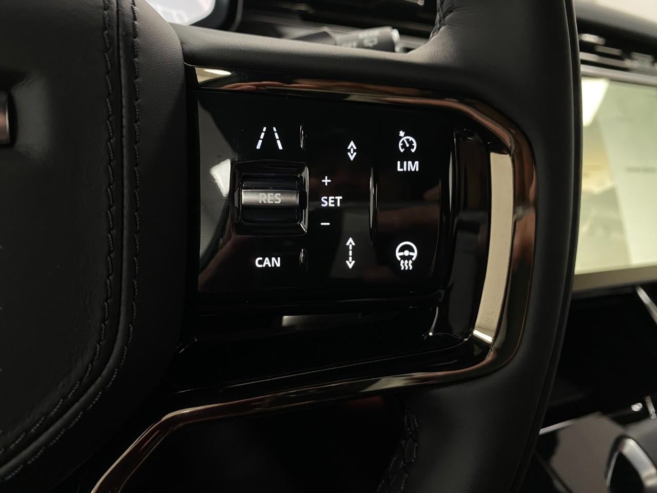 2026 Land Rover Range Rover Sport P400 Dynamic SE