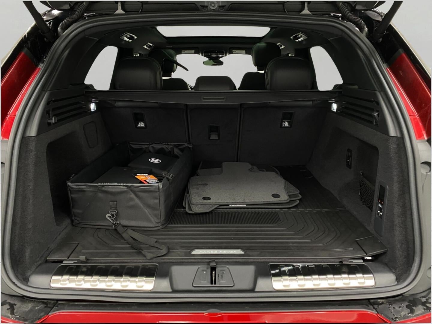 2026 Land Rover Range Rover Sport P400 Dynamic SE