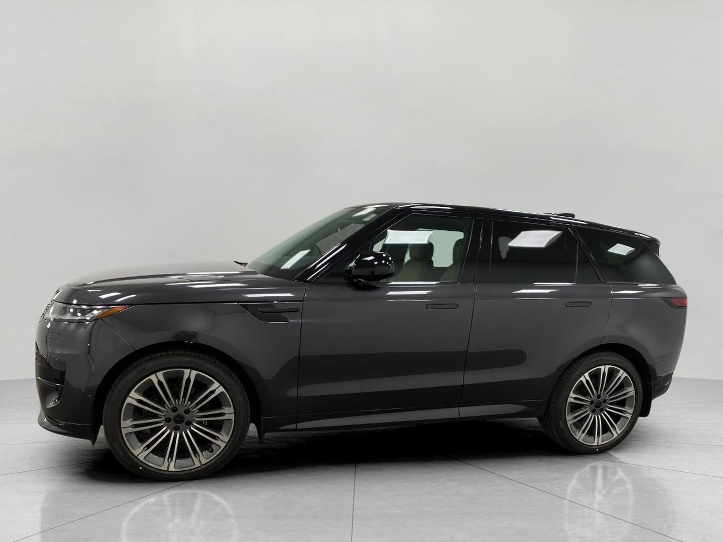 2026 Land Rover Range Rover Sport P400 Dynamic SE