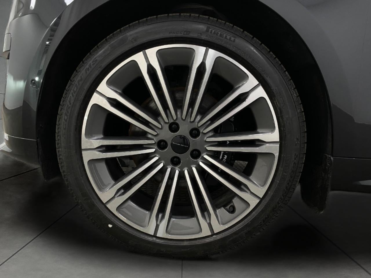 2026 Land Rover Range Rover Sport P400 Dynamic SE