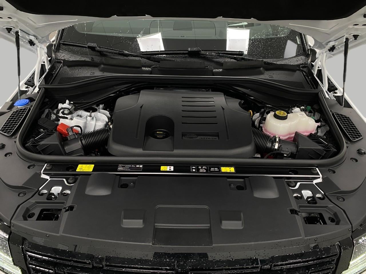 2026 Land Rover Range Rover Sport P400 Dynamic SE