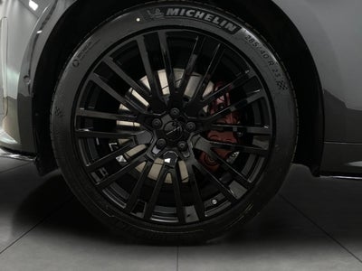 2026 Land Rover Range Rover Sport P635 SV