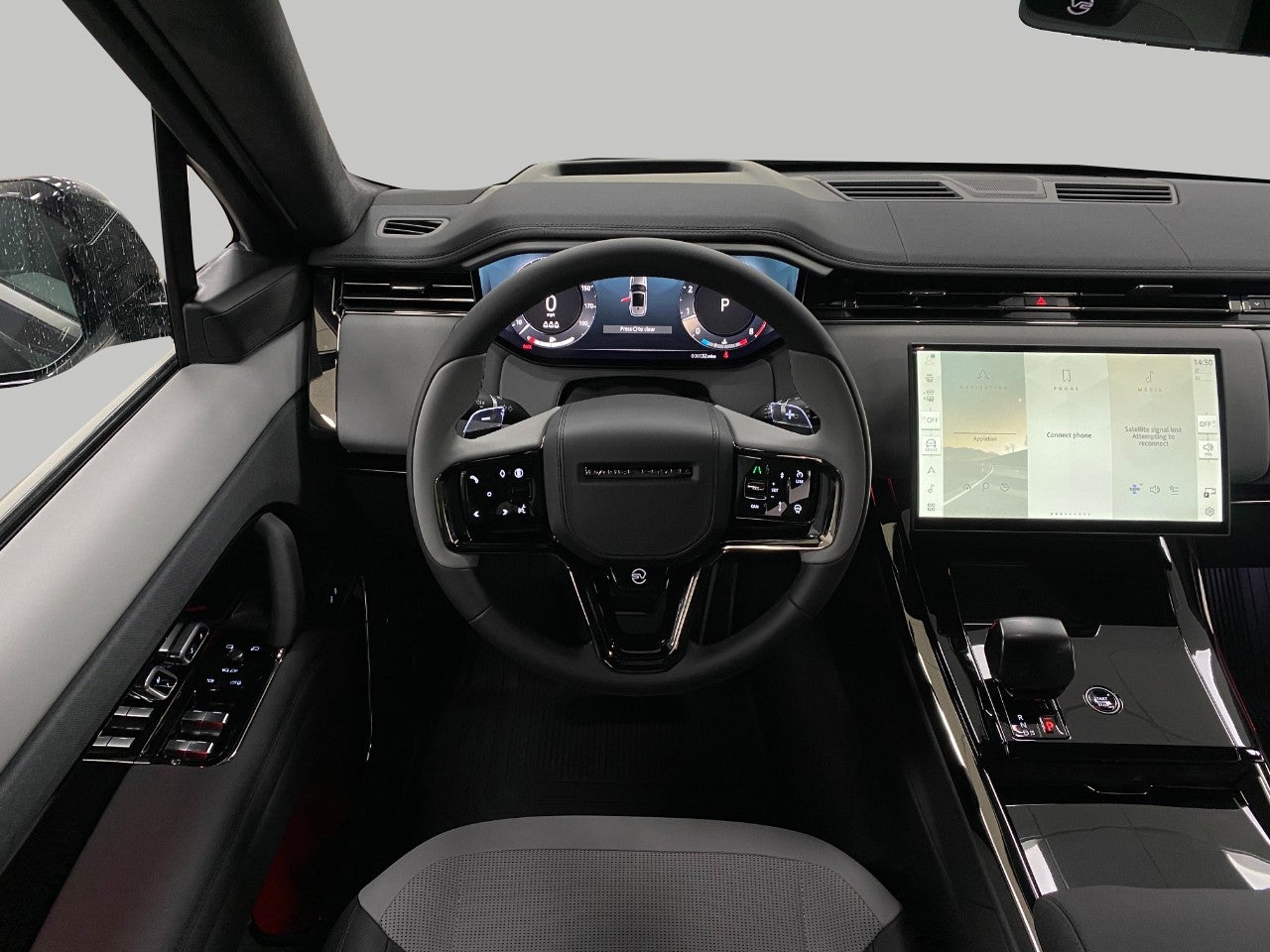 2026 Land Rover Range Rover Sport P635 SV