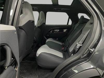 2026 Land Rover Range Rover Sport P635 SV