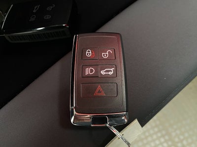 2026 Land Rover Range Rover Sport P635 SV