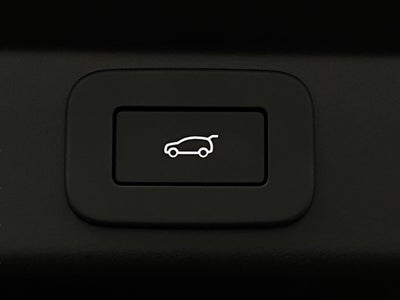 2026 Land Rover Range Rover Sport P635 SV