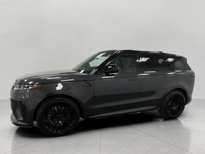 2026 Land Rover Range Rover Sport P635 SV