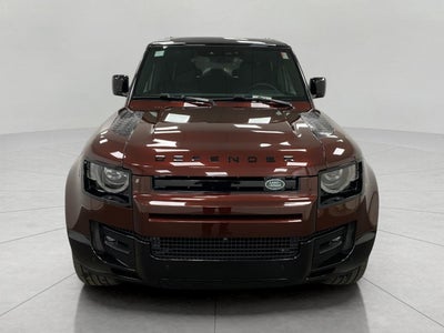 2025 Land Rover Defender 130 P400 X-Dynamic SE