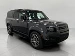 2026 Land Rover Defender 130 P400 X-Dynamic SE