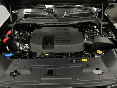 2026 Land Rover Defender 130 P400 X-Dynamic SE