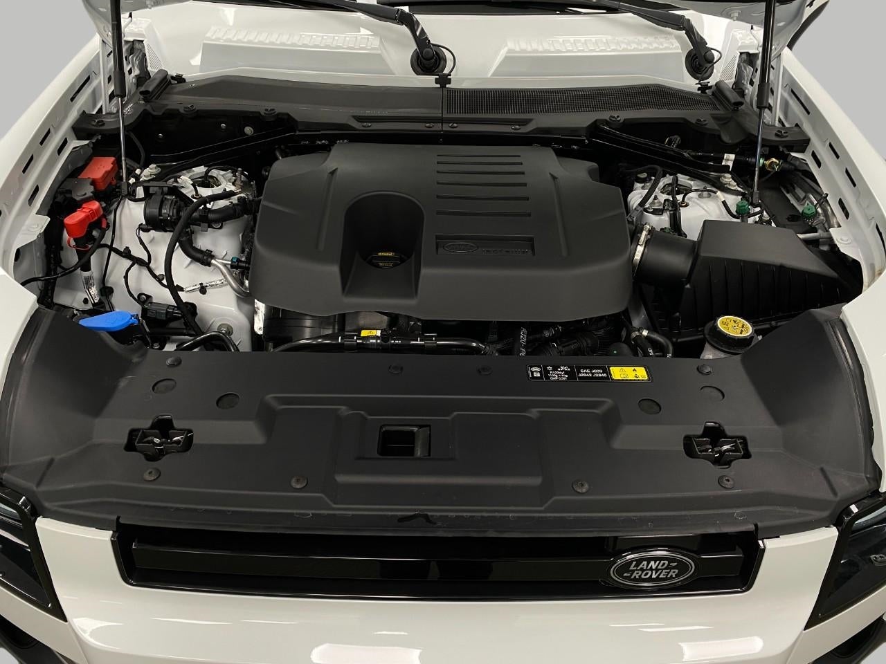 2026 Land Rover Defender 130 P300 S