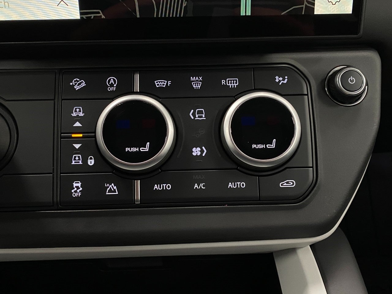 2026 Land Rover Defender 130 P300 S