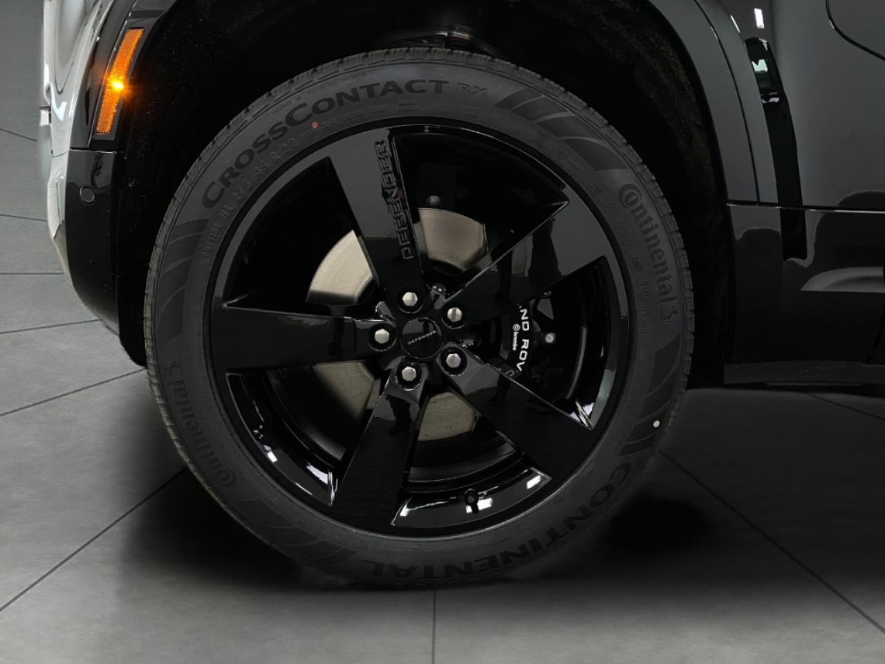 2026 Land Rover DEFENDER 130 V8 500PS