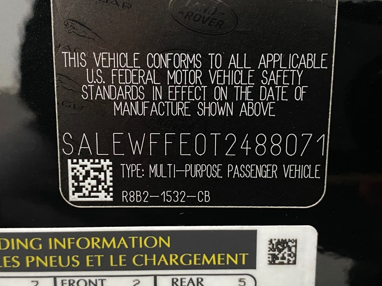 2026 Land Rover DEFENDER 130 V8 500PS