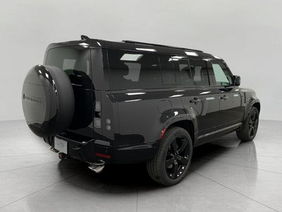 2026 Land Rover DEFENDER 130 V8 500PS