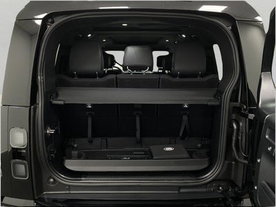 2026 Land Rover Defender 130 V8 500PS