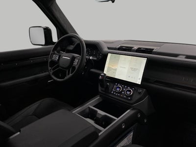 2026 Land Rover Defender 130 V8 500PS