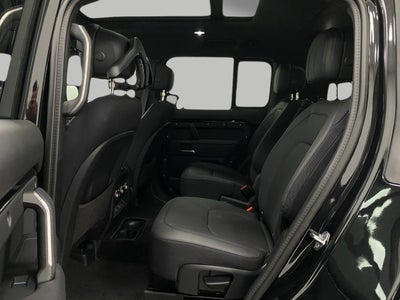 2026 Land Rover Defender 130 V8 500PS