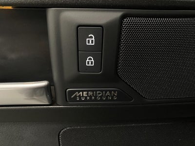 2026 Land Rover Defender 130 V8 500PS