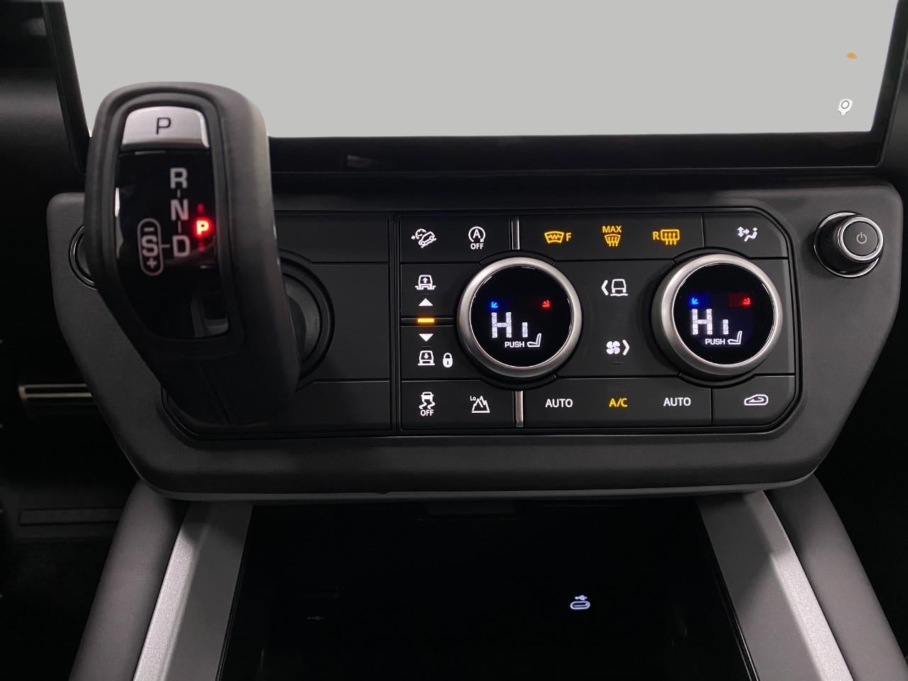 2026 Land Rover Defender 130 P400 X