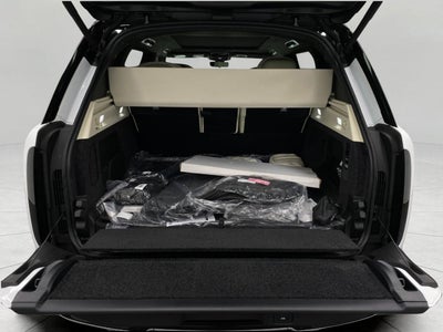 2025 Land Rover Range Rover P530 Autobiography LWB