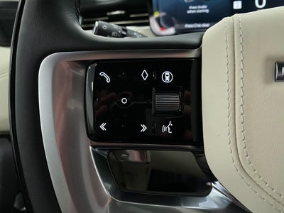 2025 Land Rover Range Rover P530 Autobiography LWB
