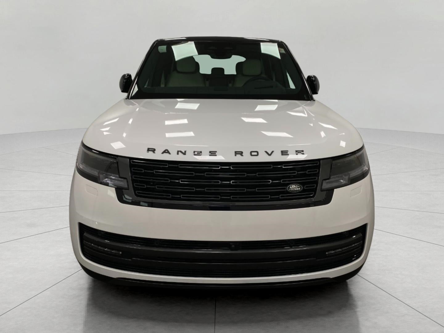 2025 Land Rover Range Rover P530 SE SWB