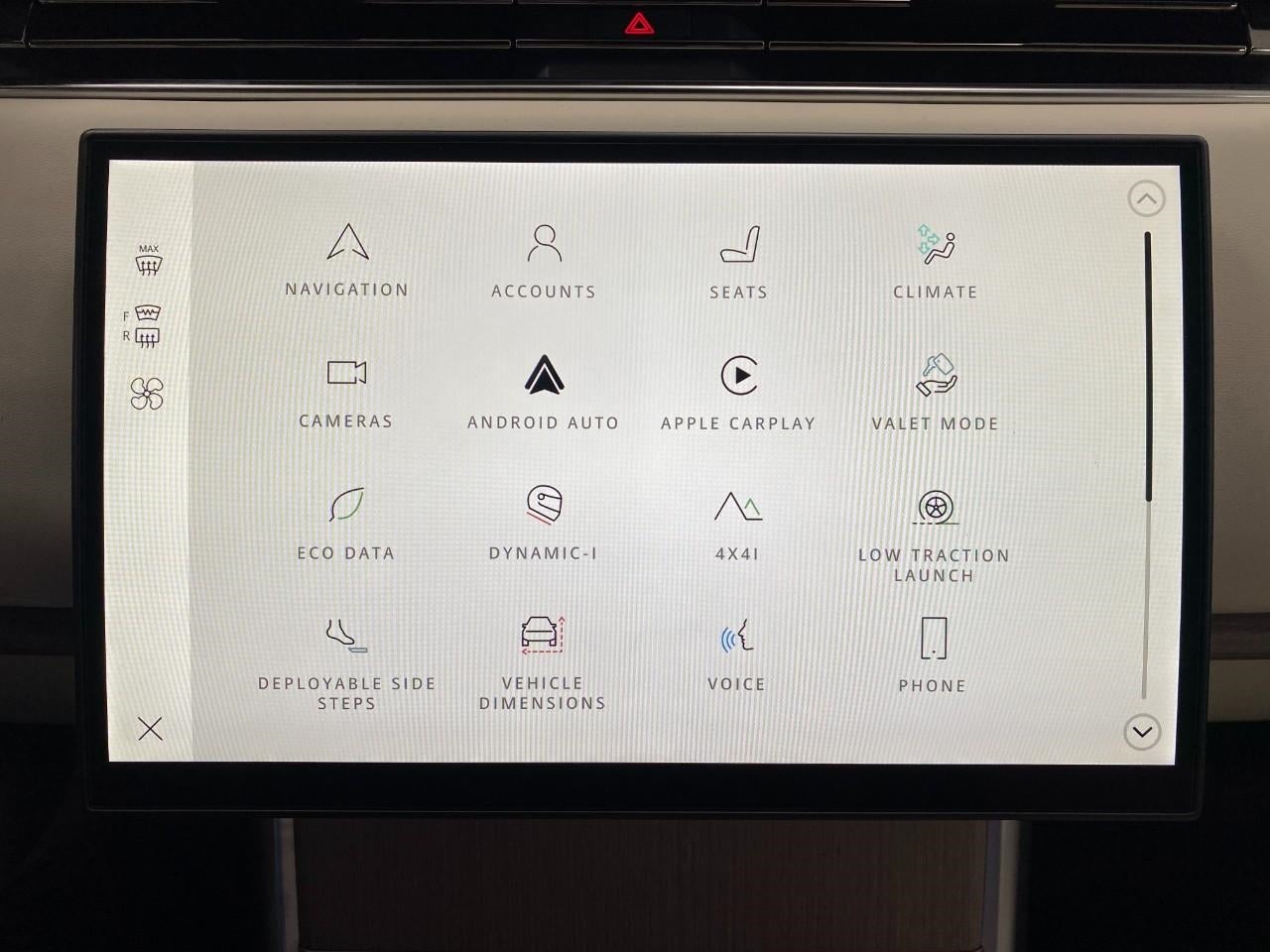 2025 Land Rover Range Rover P530 SE SWB