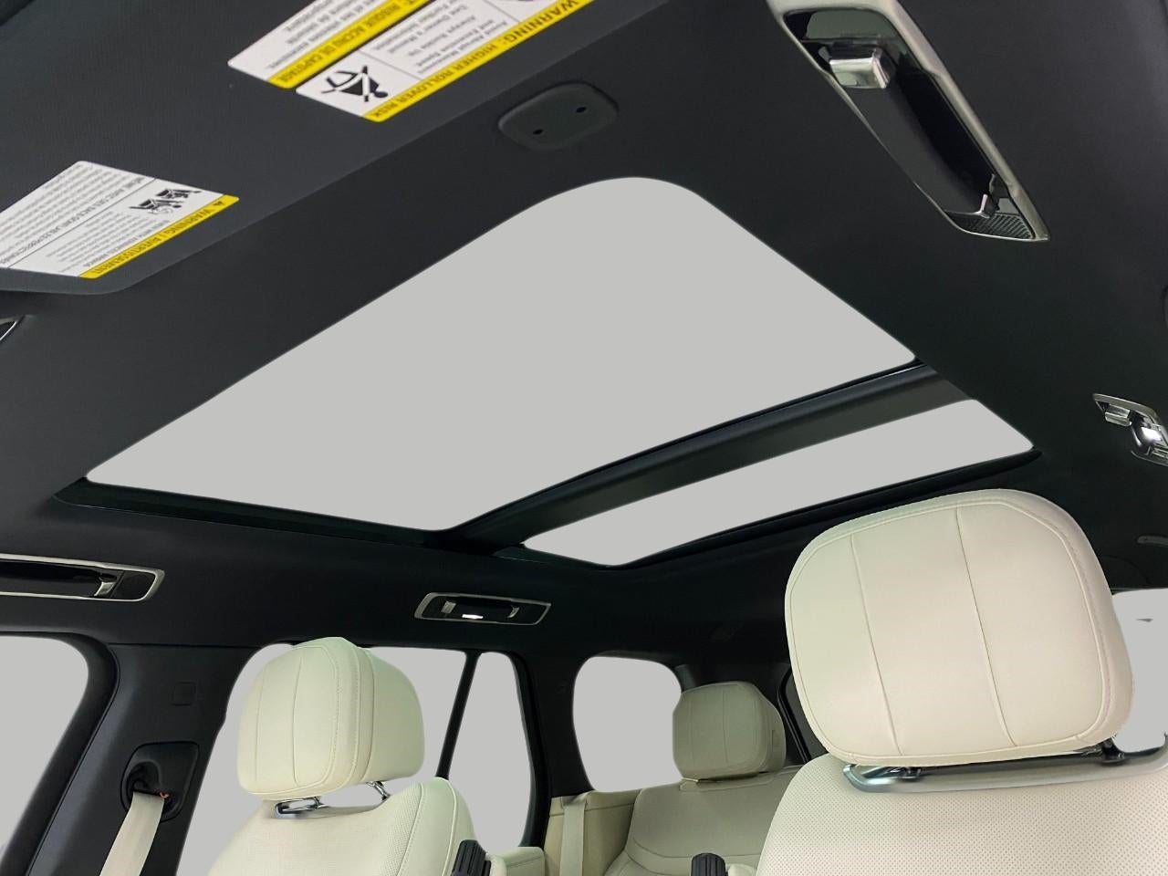 2025 Land Rover Range Rover P530 SE SWB