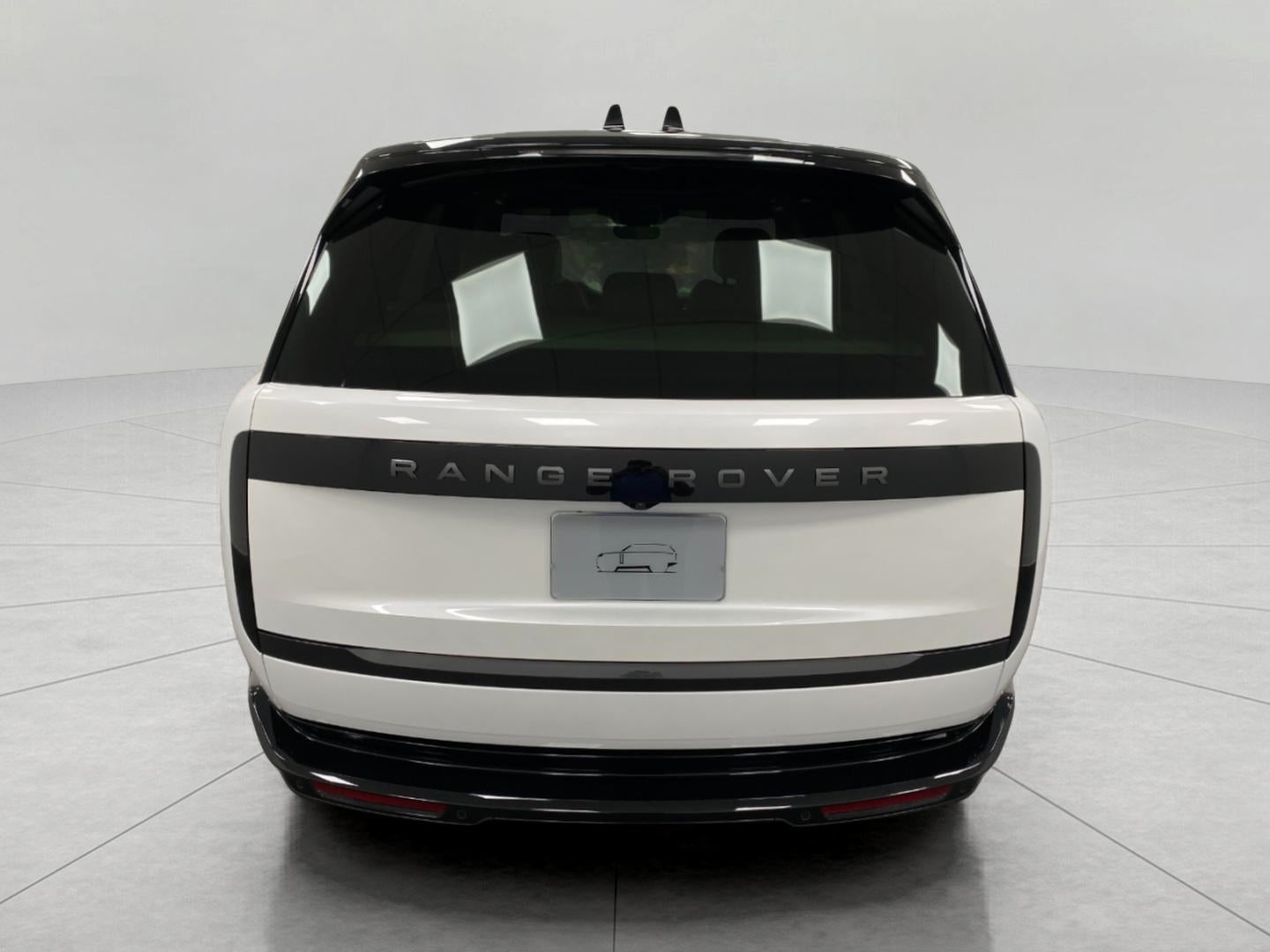 2025 Land Rover Range Rover P530 SE SWB