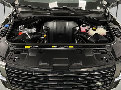 2025 Land Rover Range Rover P530 SE SWB