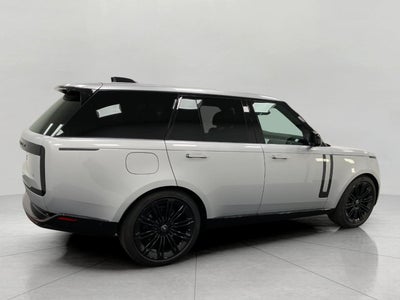 2025 Land Rover Range Rover P530 SE SWB