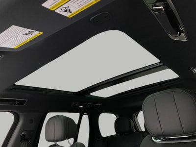 2025 Land Rover Range Rover P530 SE SWB