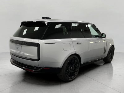 2025 Land Rover Range Rover P530 SE SWB