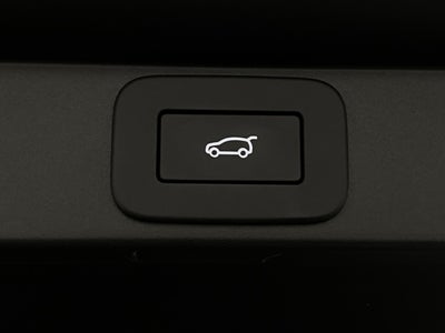 2025 Land Rover Range Rover P530 SE SWB