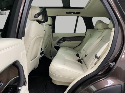 2026 Land Rover Range Rover P400 SE SWB
