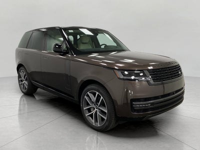 2026 Land Rover Range Rover P400 SE SWB