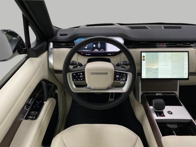 2026 Land Rover Range Rover P400 SE SWB