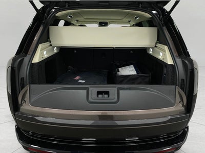 2026 Land Rover Range Rover P400 SE SWB
