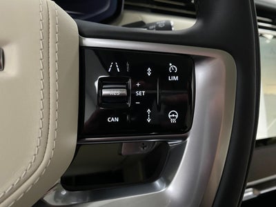 2025 Land Rover Range Rover P400 SE SWB