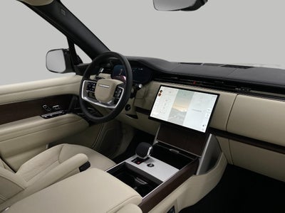 2025 Land Rover Range Rover P400 SE SWB