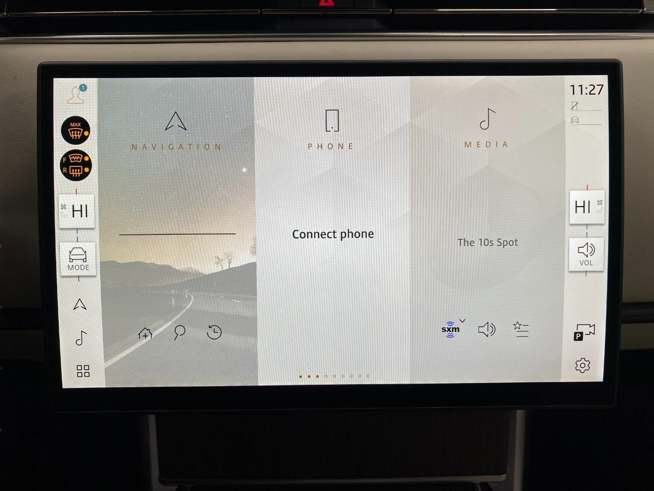 2025 Land Rover Range Rover P400 SE SWB