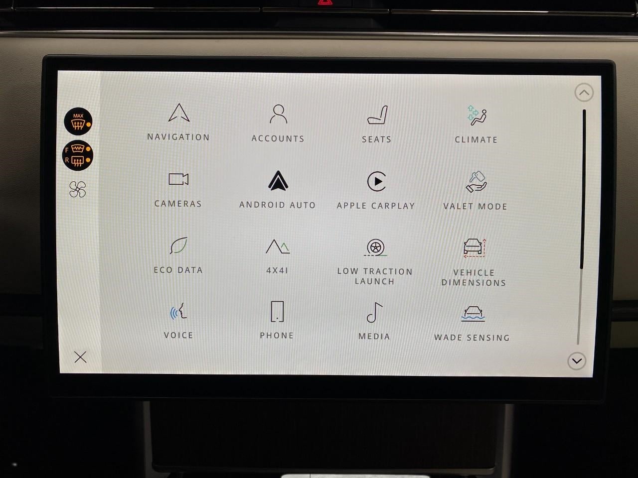 2025 Land Rover Range Rover P400 SE SWB