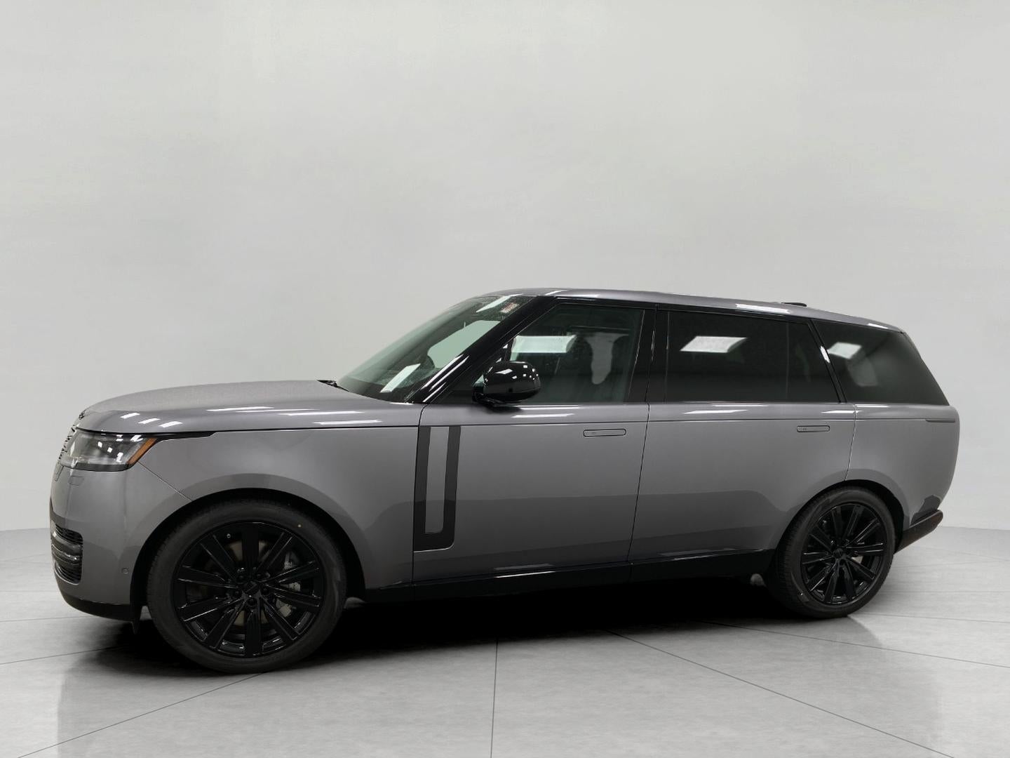 2026 Land Rover Range Rover P530 SE LWB 7 Seat