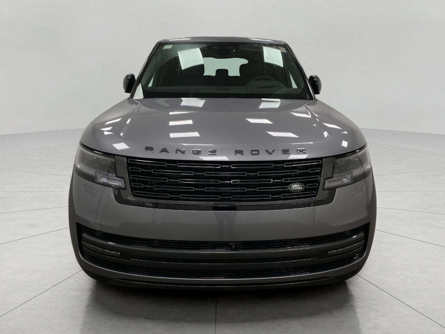 2026 Land Rover Range Rover P530 SE LWB 7 Seat